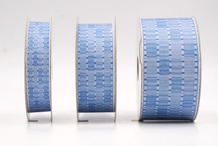 Небесно-блакитна плетена стрічка з візерунком у клітинку_AI